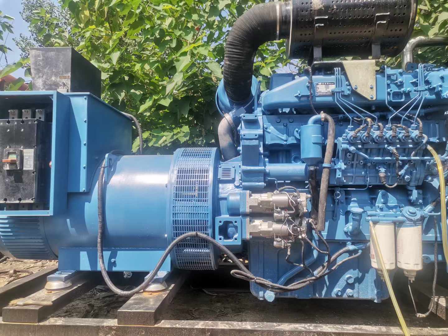 元宝山详细说明降低 800kW 柴油发电机输出电流波动的方法