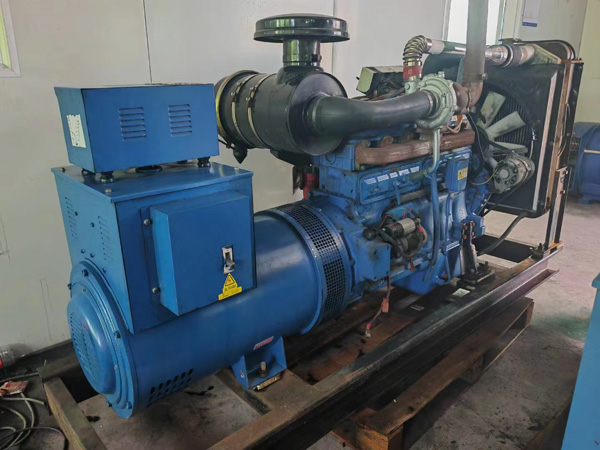 元宝山100kW柴油发电机组使用多级机油有哪些优缺点？